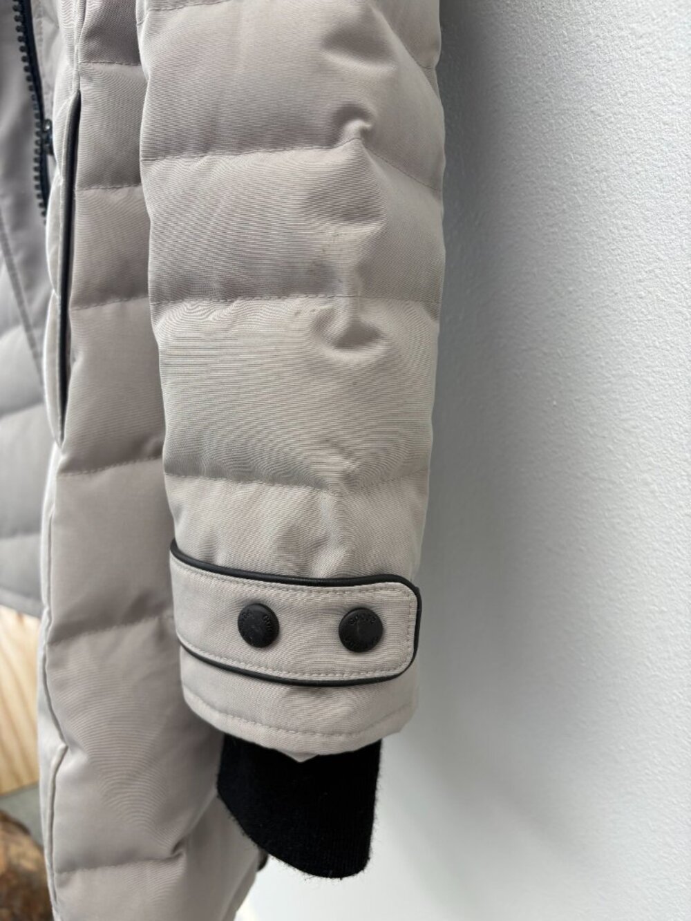 Canada Goose Women's Lorette Parka (Fusion Fit) S/P - Picture 15 of 16